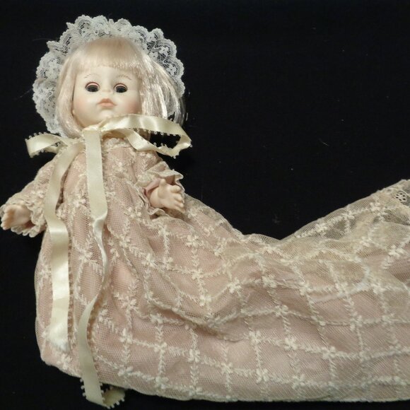 OLD FASHIONED BABY DOLL BY LOUIS NICHOLE - Picture 1 of 14